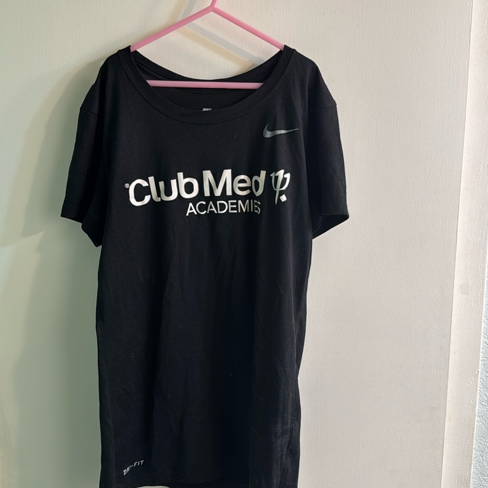 Nike Dri Fit Club Med Academies workout shirt size small